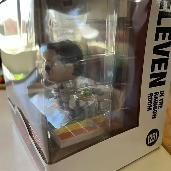 Funko Pop Deluxe Stranger Things Exclusive Eleven Rainbow Room